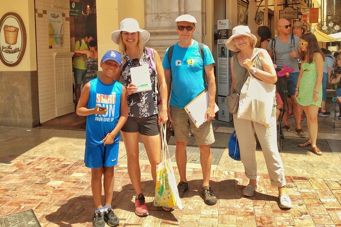 Málaga: Private Sightseeing Treasure Hunt - Cathedral area, Picasso connections, and the Plaza de la Merced