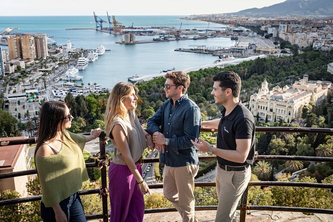 Malaga Private Walking Tour, Alcazaba & Catamaran Cruise - Getting Oriented in Malaga’s Old Town From Alameda Principal