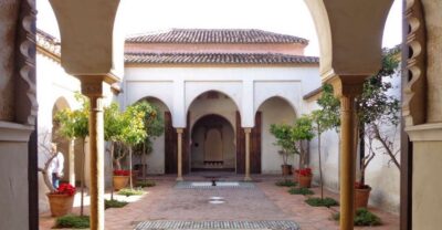 Malaga: Roman Theater and Alcazaba of Malaga Guided Tour - Alcazaba Fortress: Arabic Influence, Defensive Design, and Big Panoramas