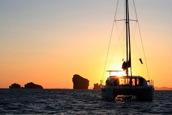 Malaga Sunset Cruise and Restaurant Dinner - Key things to know before you go