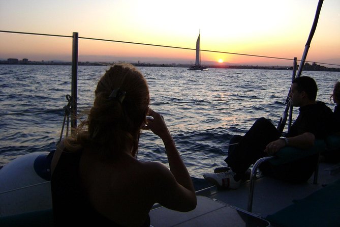 Malaga Sunset Cruise and Restaurant Dinner - Boarding Catamaran Mundo Marino Málaga: what the 90 minutes feel like