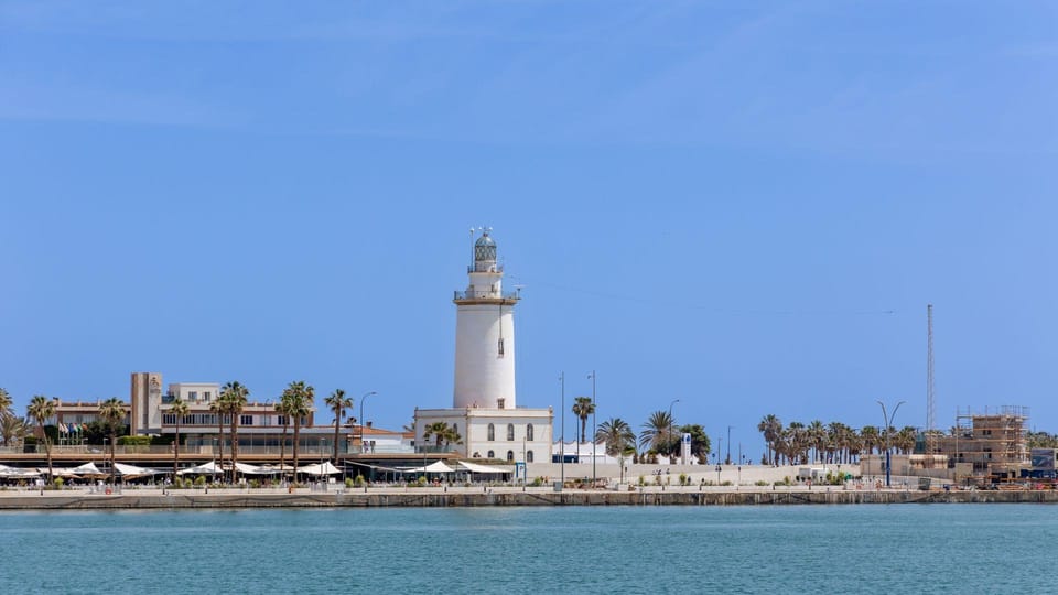 Malaga: VIP private Tuk Tuk tour - Electric comfort and timing: how the 2-hour plan actually feels