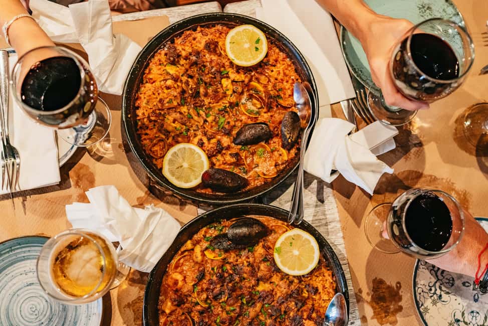 Malaga's tradition and tapas tour with Official Guide - From Antigua Casa de Guardia to Plaza de la Constitución: The Simple Flow