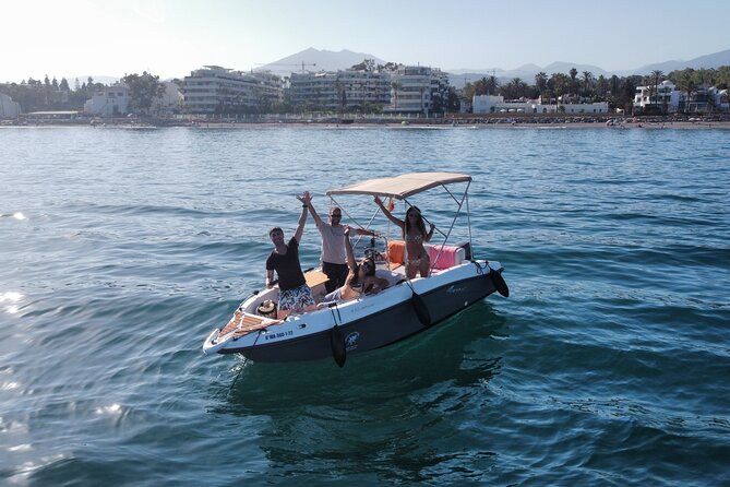 MANGO 5m 5pax - Unlicensed boat in Puerto Banus, Marbella - Meeting Point at Boating Lovers: How to Keep Check-In Low-Stress