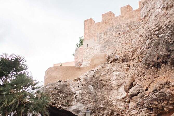 Marbella: City Highlights Tour - Stop 1: Esculturas de Dalí (Free, Outdoors, and Easy to Start With)