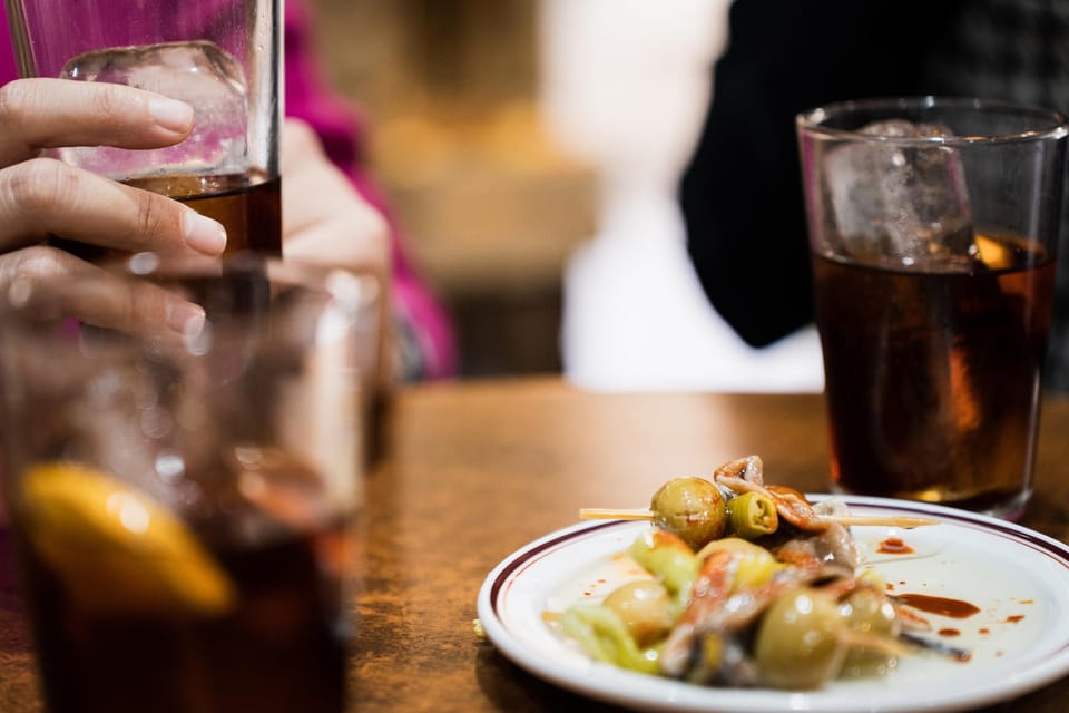 Marbella Food Tour with Tapas & Drinks with a Local - Walking tapas in Marbella: what happens between the lighthouse and Av. Duque de Ahumada