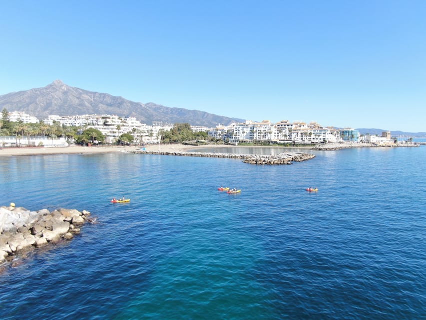 Marbella: Guided Kayak Tour in Puerto Banús - How the guide turns beginners into confident paddlers