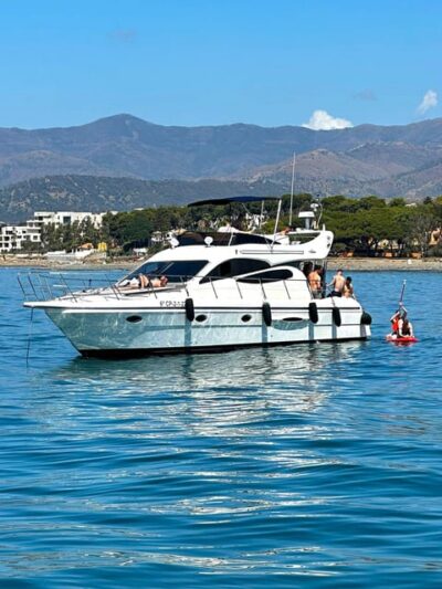 Marbella: Private Cruise in Yacht - Doqueve Majestic 46: The Boat Design That Makes Groups Happy