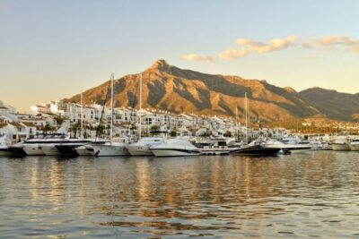 Marbella: Private custom tour with a local guide - Meeting Your Guide and Setting Your Route (Hotel Pickup Included)