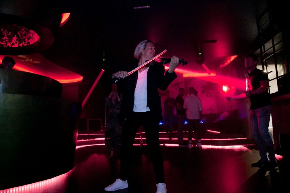 Marbella: Puerto Banus Night Life Walking Tour - The VIP-style door advantage (and why “free entry” is huge)