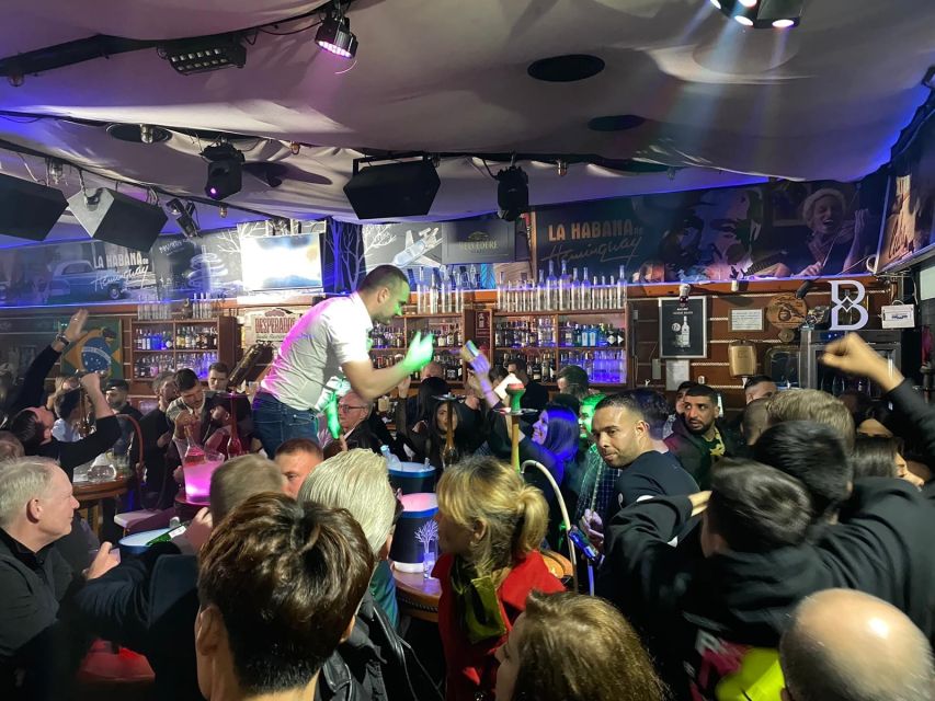 Marbella: Puerto Banus Night Life Walking Tour - Drinks, music, and dancing: what you get in practice