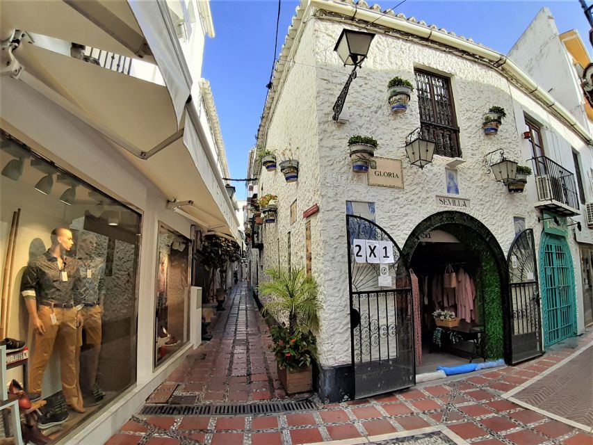 Marbella: Sightseeing Walking Tour - Castilian buildings from the Modern Age: the “next chapter” after conquest