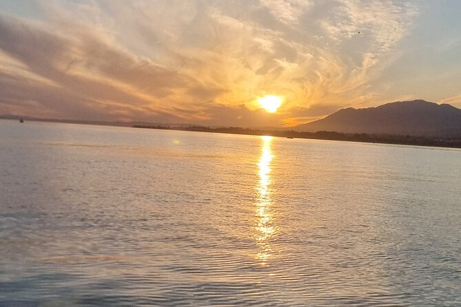 Marbella- sunset from a sailboat with drinks - Drinks, snacks, and onboard service (the part you feel the most)