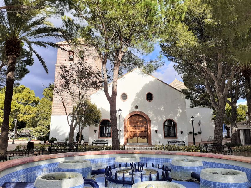 Mijas: Group walking tour - Old crafts exploration: the stories behind what you see