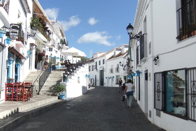 Mijas Private Walking Tour - Getting There: Scenic Drive + Photo-Friendly Stops Before You Even Walk