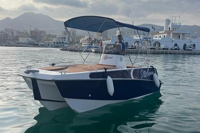New 2025!! Unlicensed boat for dolphin watching - Where You Meet: Puerto Marina (Benalmádena) Setup