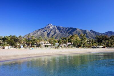Paddle Boarding Tour on the beautiful Marbella Coast - Learning the Basics in a Controlled Way