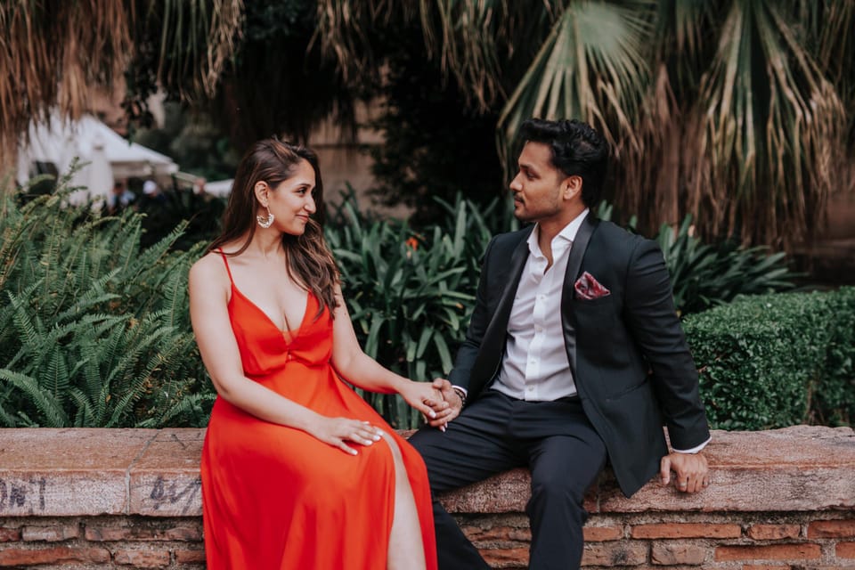 Portraits in Marbella: Private Vacation Photographer Tour - Candid, Contemporary Photos: What the Photographer Actually Does