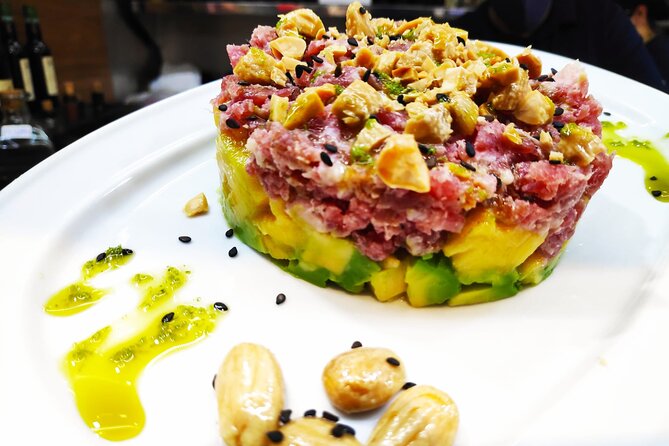 PREMIUM TAPAS TOUR: Paella, Market Tastings, and Winery - Vegetarian options and dietary needs: what you should tell them