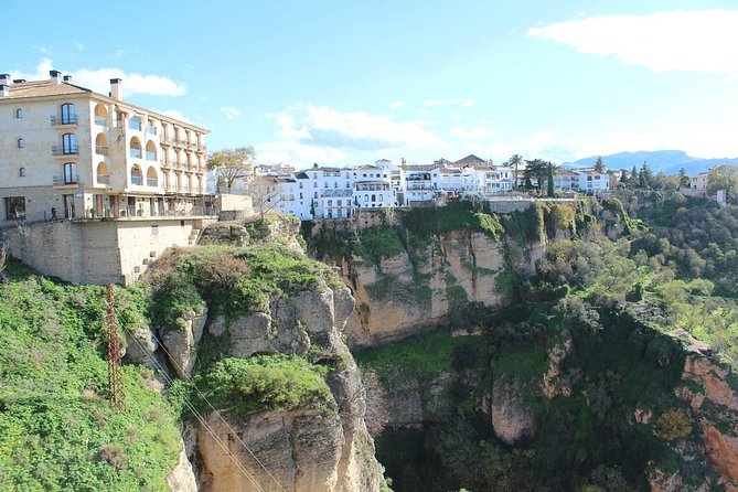 Private 3 hours Walking Tour of Ronda with official tour guide - Puente de San Miguel and Puente Viejo: Old Bridges, Different Angles