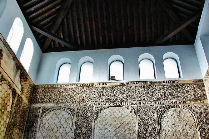Private Cordoba & Seville Tour with a Finale Horse Carriage Ride - Jewish Quarter stroll and the Roman Bridge shortcut