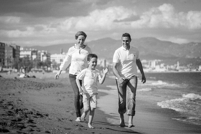 Professional Photo Session in Malaga - Finding good angles in central Malaga (without the heavy history)