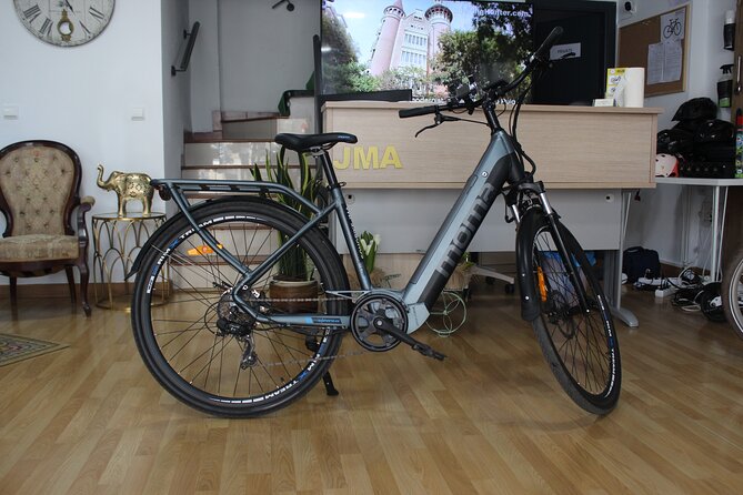 rent E-Bikes for a Day - Picking up on C. Córdoba: starting in Málaga’s Distrito Centro