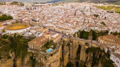 Ronda and Setenil from la Costa del Sol - Ronda’s Old Town guided walk: Puerta de Almocábar and Plaza del Ayuntamiento