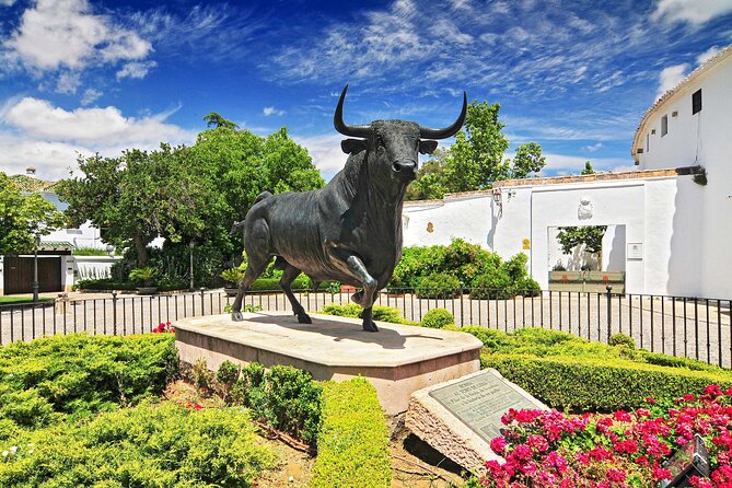 Ronda Old Town Walking Tour with Audioguide on Your Smartphone - Plaza de España and the Bullring Area: Architecture as a Shortcut
