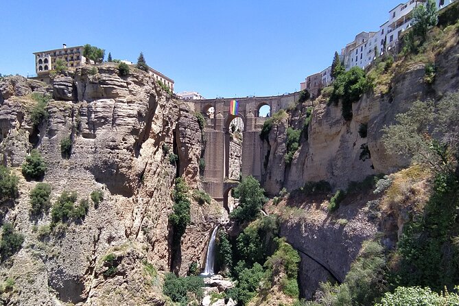 Ronda & Setenil de las Bodegas, land of contrasts / Semi-Private - How the Timing Feels: Enough Structure, Enough Breathing Room