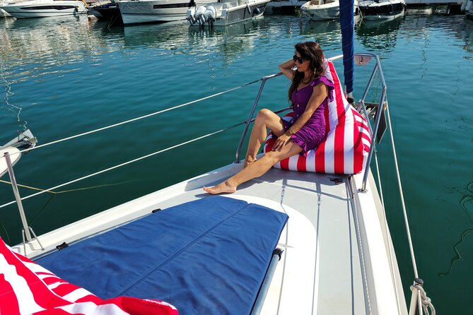Shared Sailboat Experience Feel nature with dolphins - The swim in “crystal clear” Mediterranean water