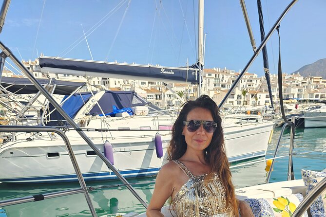 Shared Sailboat Experience Feel nature with dolphins - The onboard vibe: snacks, drinks, and a likely quiet moment