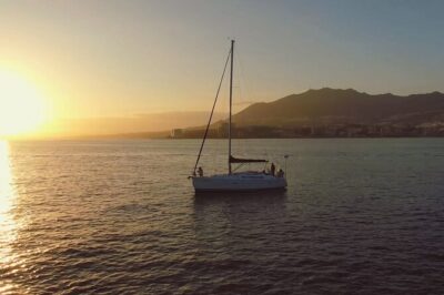 Sunset on Private Sailing boat Puerto Banus Marbella (10 pax) - The 2-Hour Flow: What Happens From Pier to Port Dock