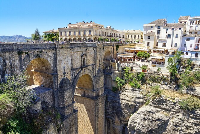 Tour in Ronda with Guided Visit and Setenil de las Bodegas - A One-Day Hit of Ronda and Setenil (No Car Needed)