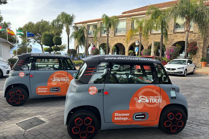 Tour Málaga by electric car: Discover the city in 2 hours - The bourgeoisie mansions and the Gibralfaro viewpoint climb