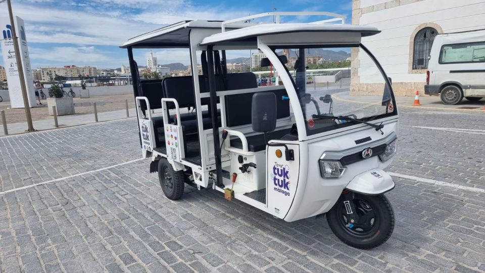 Tour TukTuk Málaga - Meeting at Paseo Marítimo Ciudad de Melilla (next to Farola Square)