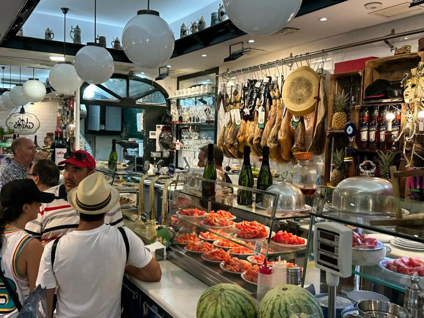 Ultimate Malaga: History and Tapas All Included - Your 4-hour game plan in Malaga’s historic center