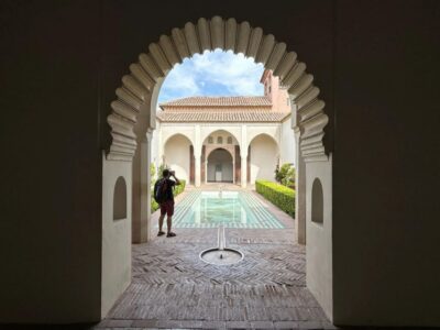 Ultimate Malaga: History and Tapas All Included - Skip-the-line monuments: Cathedral, Alcazaba, and Roman Theatre