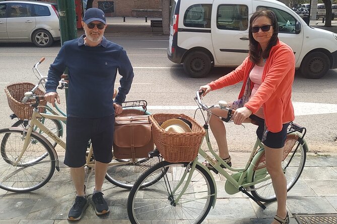 Vintage Style Bike Rental in Malaga - Price and value for $14.45 for roughly 9 hours