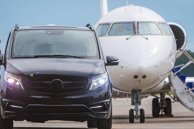 Vip Transfer from Malaga Airport to Malaga Fuengirola or Marbella - Getting picked up at Malaga Airport without losing time